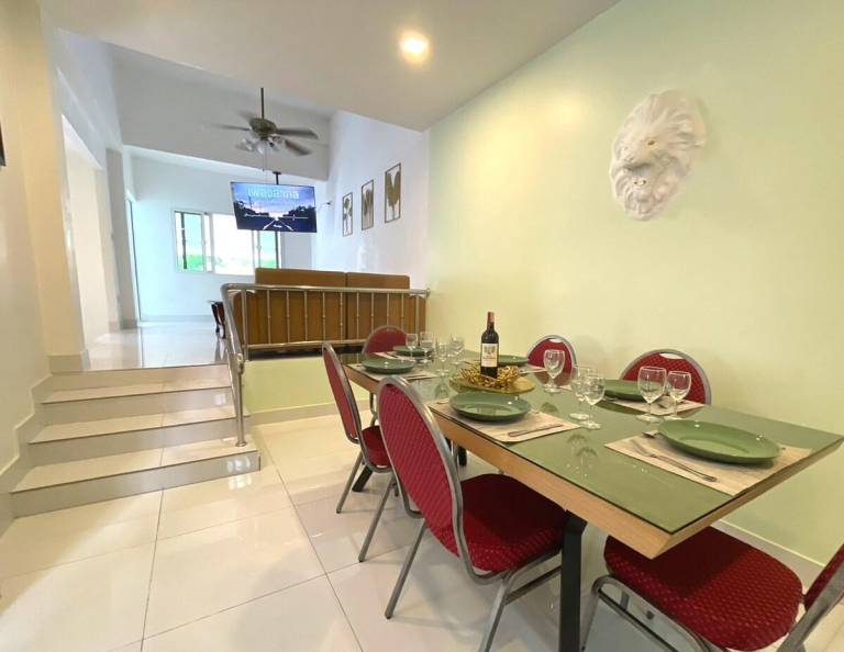 Villa with hot tub, private pool & BBQ | Next to Big Buddha | Perfect for remote work — photo 2