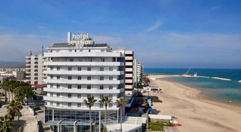 Sea Lion Hotel — photo 4