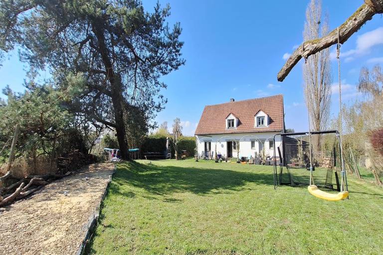 Fully equipped vacation home with patio, barbecue & garden | Pet-friendly in Liege