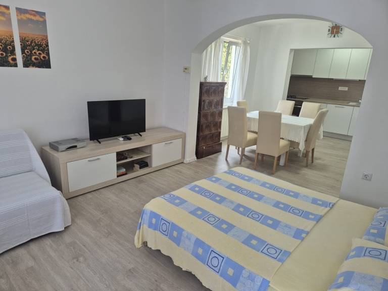 Fully equipped wonderful rental apartment with terrace | Sea view | Pets allowed — photo 3