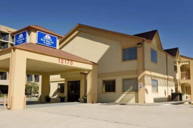 Americas Best Value Inn & Suites Houston Brookhollow NW