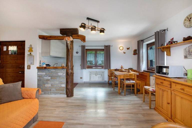 Chalet with grill, garden & terrace — photo 4