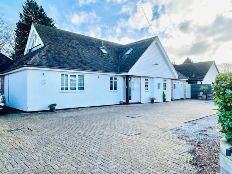 Accommodation  Huntingdon