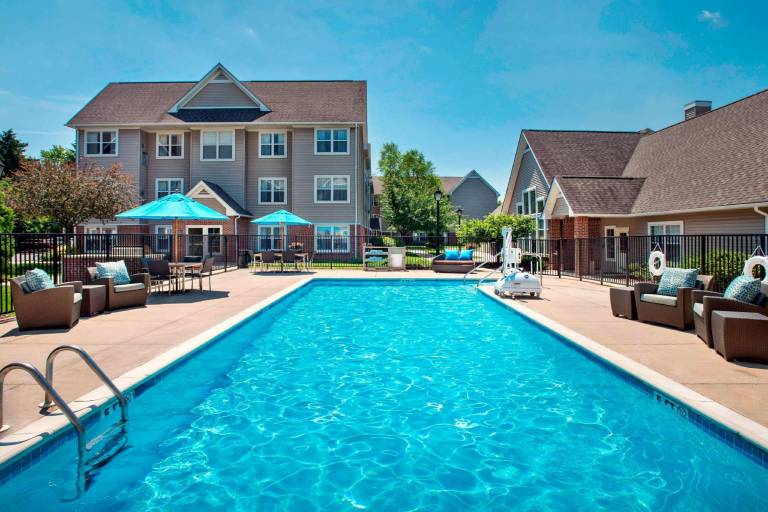 Sonesta ES Suites Allentown Bethlehem Airport — photo 3