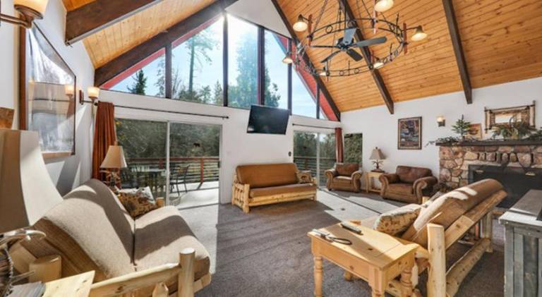 Silver Pines Lodge — photo 3
