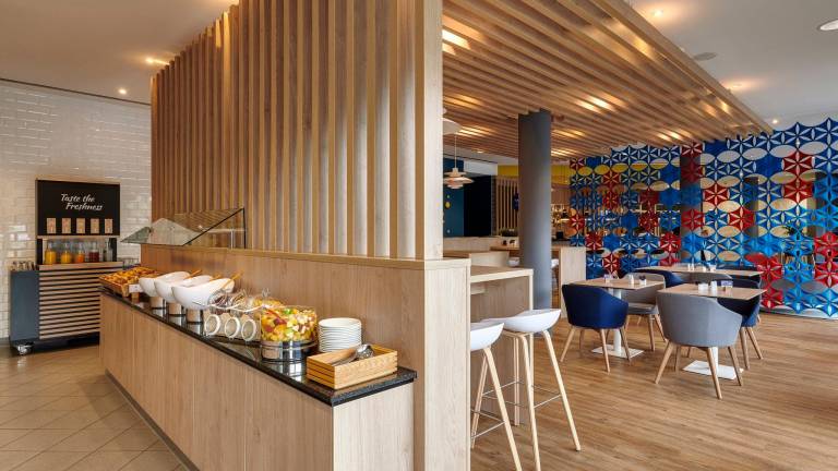 Holiday Inn Express Cologne Mülheim By IHG — photo 4
