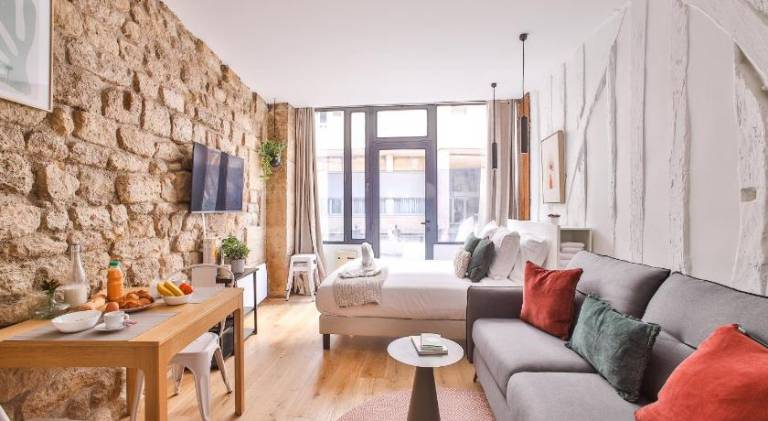 Holiday apartment with 1 room for 2 persons in Montrouge