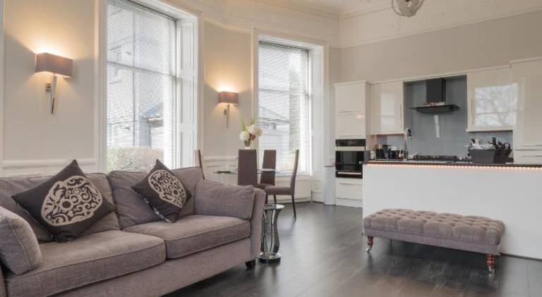 Lovely rental apartment with yard | Pets allowed — photo 4
