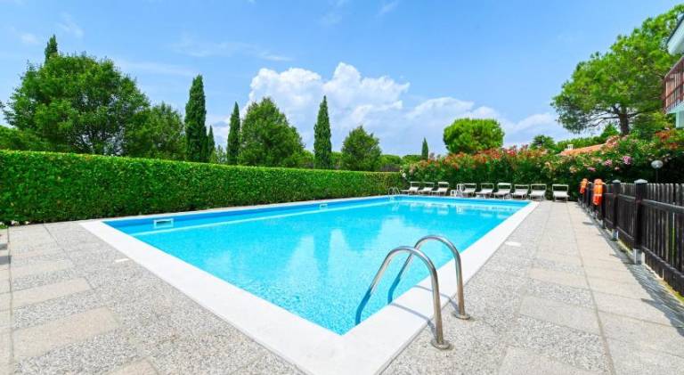 Beautiful rental apartment with pool | Pet-friendly in Pozzolengo