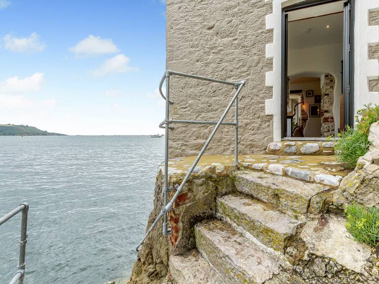 Cottage Plymouth
