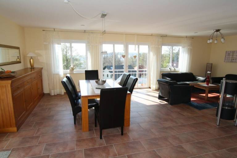 Fully equipped vacation home with patio & barbeque | Next to the beach | Pets are welcome — photo 4
