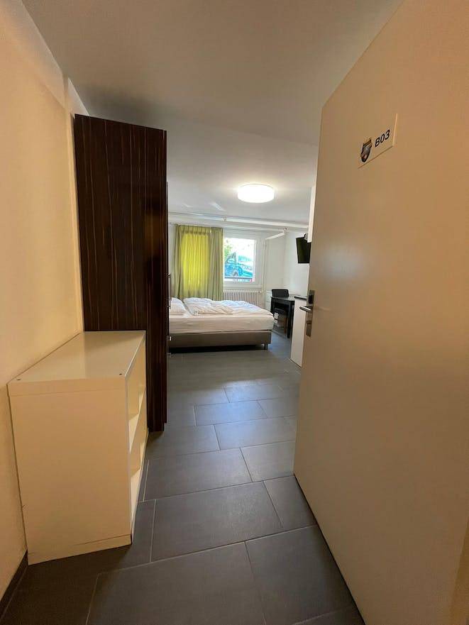 Rental apartment with patio — photo 4