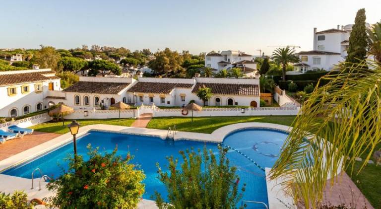 Apartment with pool | Pet-friendly in Marbella