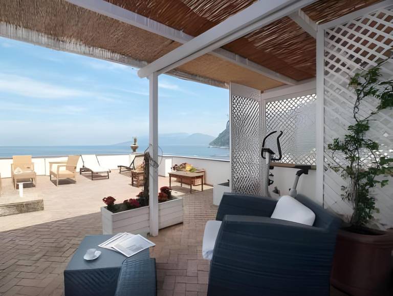 Relais Maresca Luxury Small Hotel — photo 4
