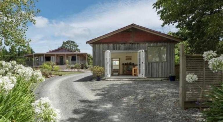 Rental apartment with 1 room for 5 persons in Auckland