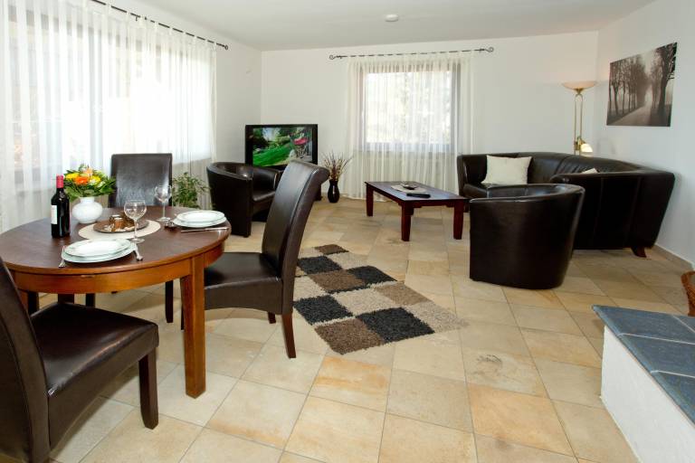 Holiday apartment with patio | Pets allowed — photo 4