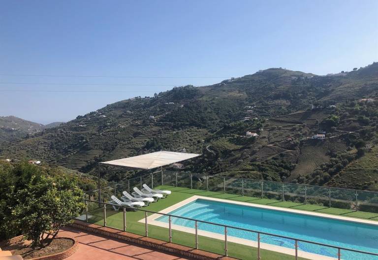 Haustierfreundliche Villa Casa Olivia mit Pool und WLAN