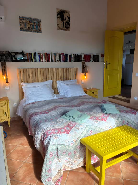 Country House "Quinta do Mestre - Casa do Campo" with Sea View, Shared Garden & Wi-Fi — photo 5