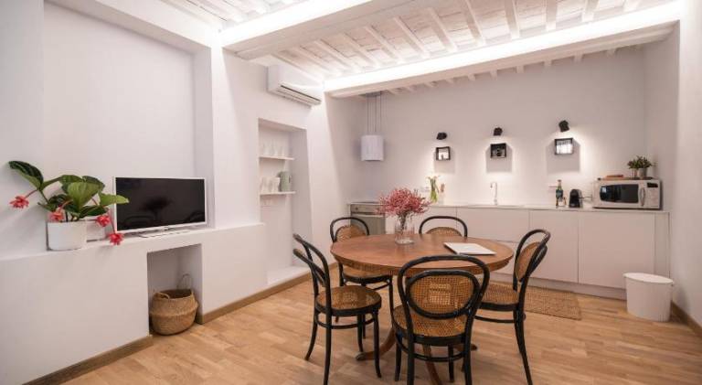 Holiday apartment with 2 rooms for 5 persons — photo 3