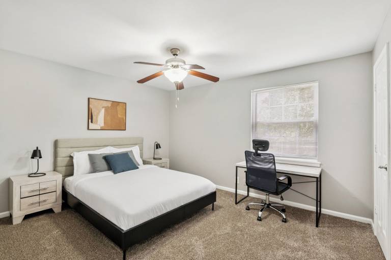 Apartment  Woodland Hills