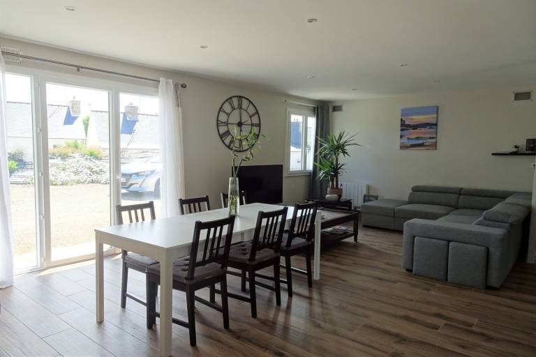 Vacation home with yard & patio — photo 5
