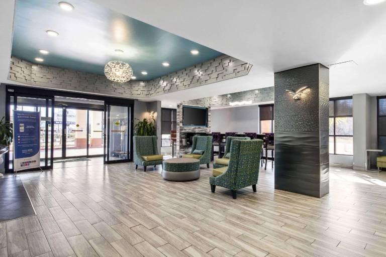 Quality Inn & Suites Montgomery East Carmichael Rd — photo 3