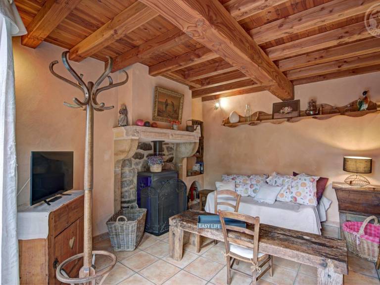 Nice cottage with yard & BBQ | Pets allowed — photo 4