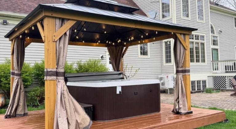 Big house with hot tub | Pets are welcome — photo 5