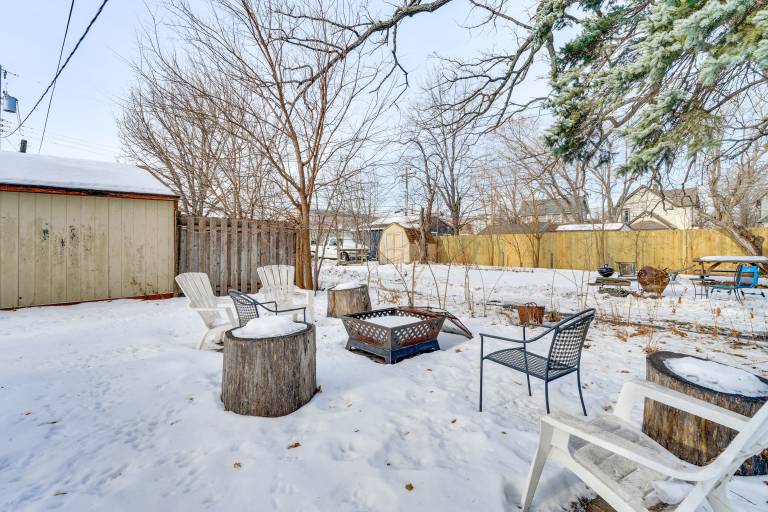 2 Mi to Nordeast Breweries: Cozy Minneapolis Home — photo 2