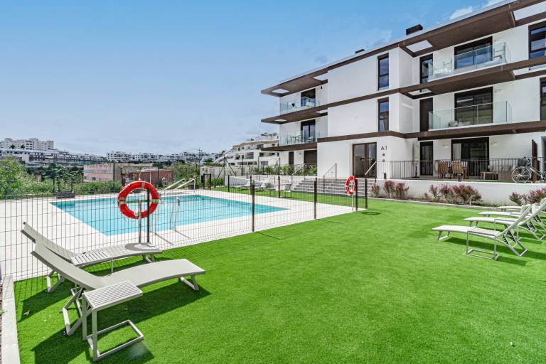 Fully equipped apartment with pool | Beach view | Pet-friendly — photo 3