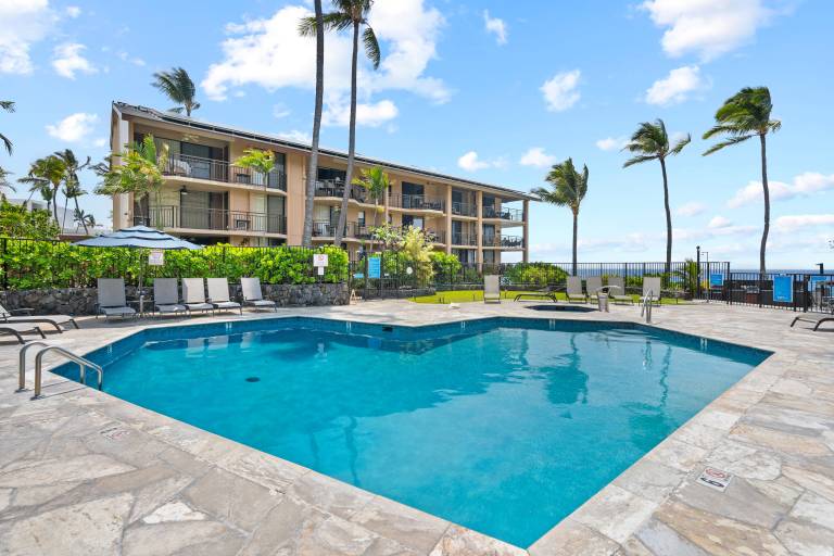 Condo Holualoa