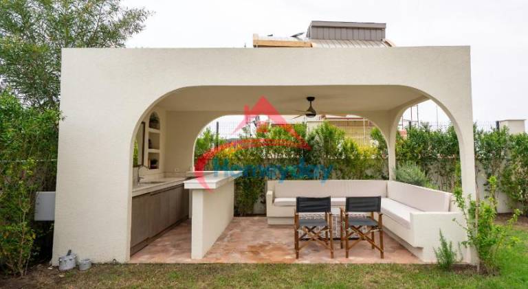 Fully equipped villa with garden, private pool & barbecue | Suitable for remote work | Dogs allowed — photo 4