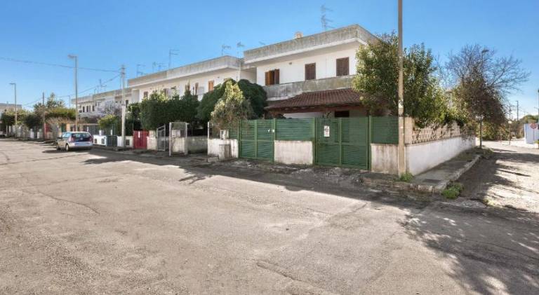 Holiday apartment with 2 rooms for 5 persons in Melendugno