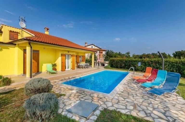Villa  Krmed