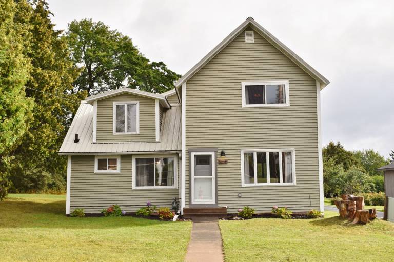 House  Ashland