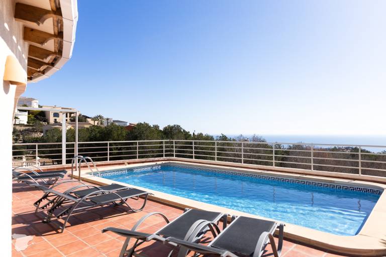 Fully equipped pleasant villa with patio, private pool & yard | Beach view | Pets are welcome — photo 3