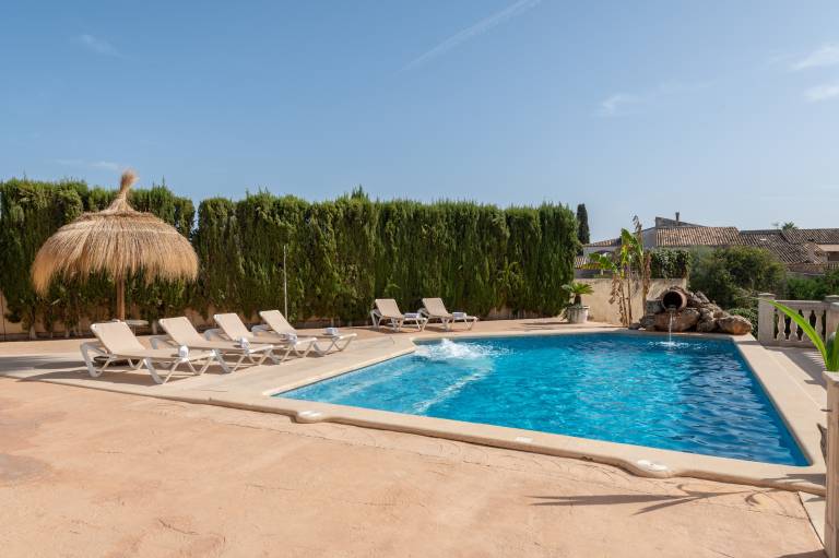 Villa Sayana with Mountain Views, Pool, Garden and Wi-Fi — photo 4