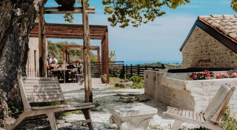 Farm with patio & yard in Fermo