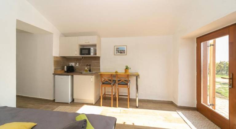 Rental apartment with 1 room for 2 persons — photo 2