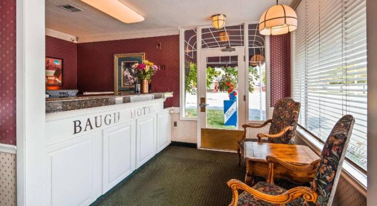 Baugh Motel, SureStay Collection by Best Western — photo 4