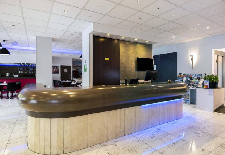 B&B HOTEL Perpignan Centre — photo 2