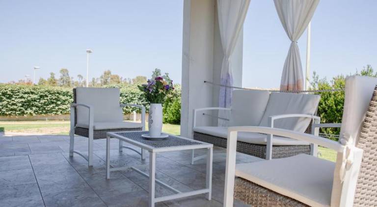 Nice vacation home with patio, grill & garden | Pets allowed in Budoni