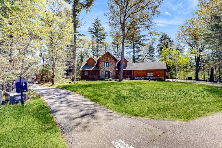 Cabin  Dellwood