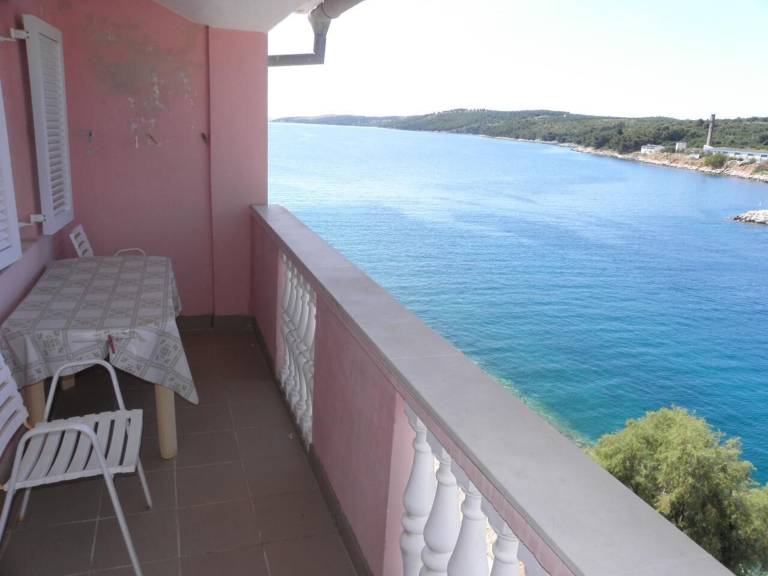 Apartman  Otočić Lavdara