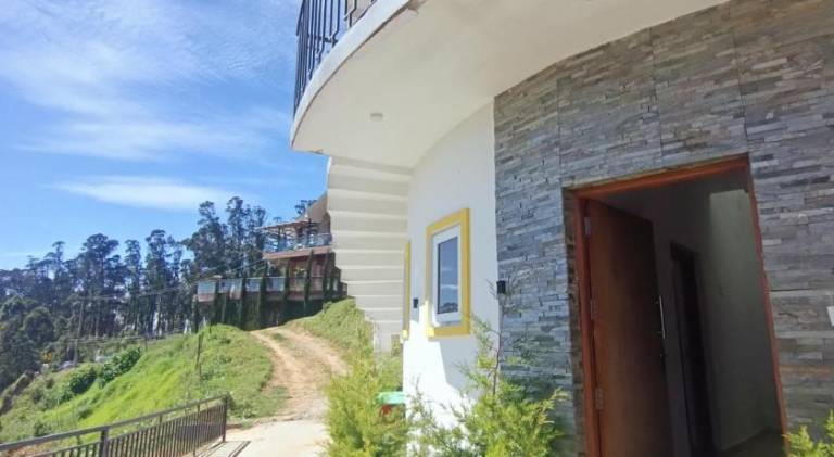 Valley homes — photo 4