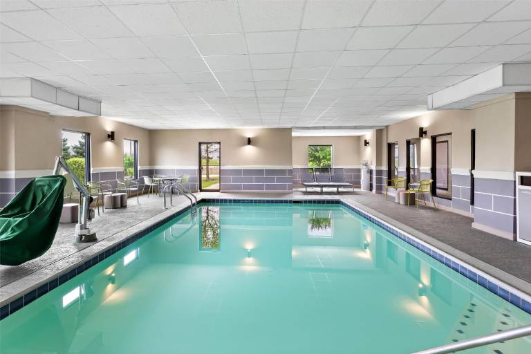 Hampton Inn & Suites Bolingbrook — photo 3