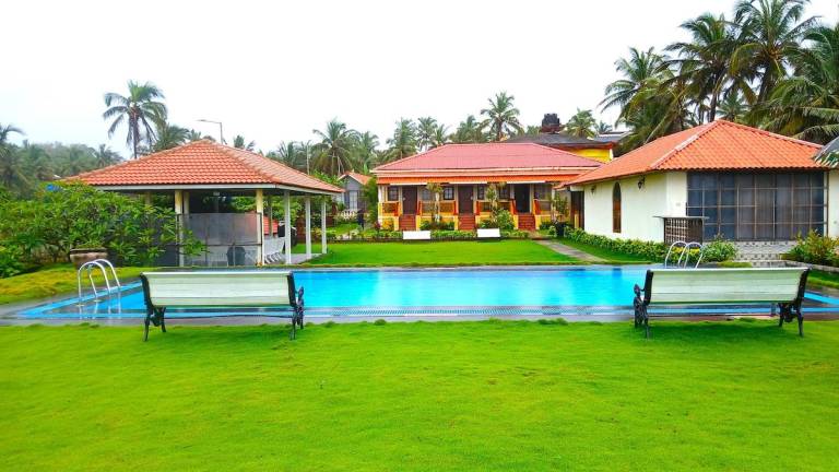 Terra Paraiso By The Sea - Luxury Pool Villa, Goa in Calangute