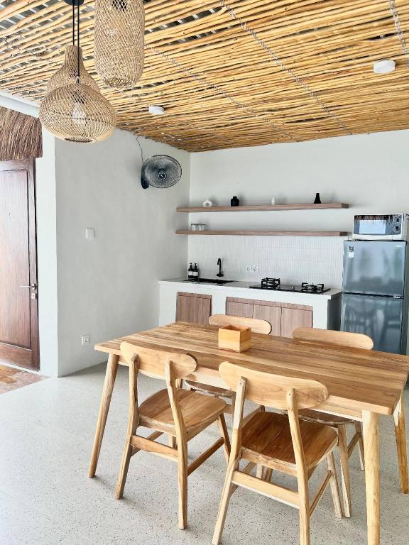 Rental apartment with patio, yard & private pool | Perfect for remote work — photo 3