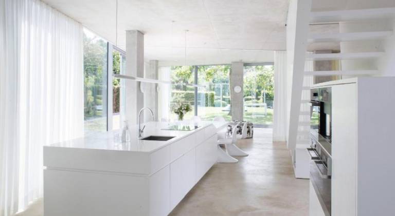 House with pool in Maastricht
