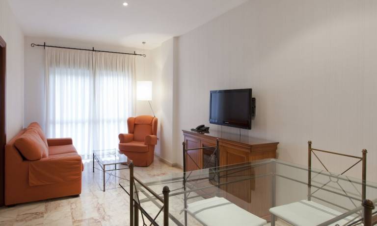 Aparthotel Sevilla Este